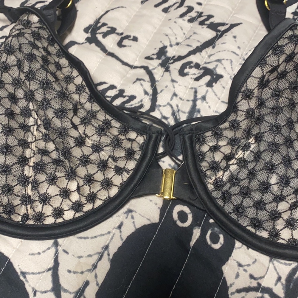 Bra - Picture 3 of 4